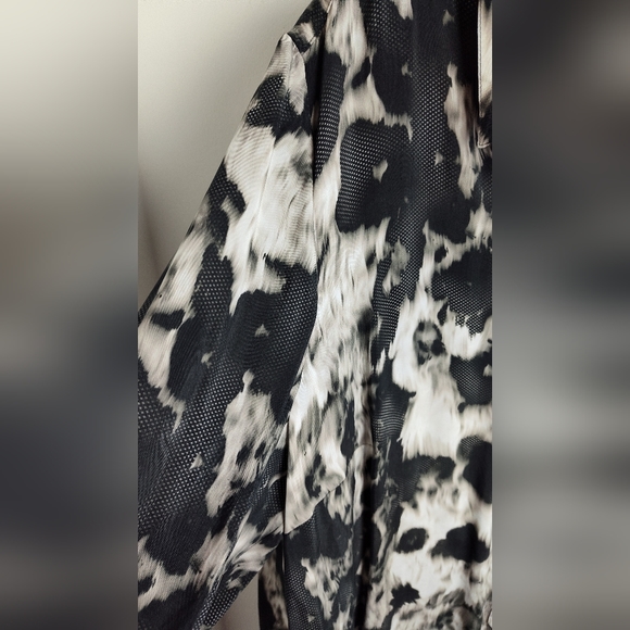 NWT Erfo tunic shirt abstract print blouse top trendy 22 Plus size new cupro - Picture 7 of 16